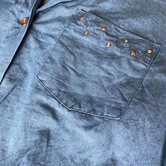 JUSTICE Button Down Denim Long Sleeve w/ front knot Shirt Size 16 - Picture 3 of 7